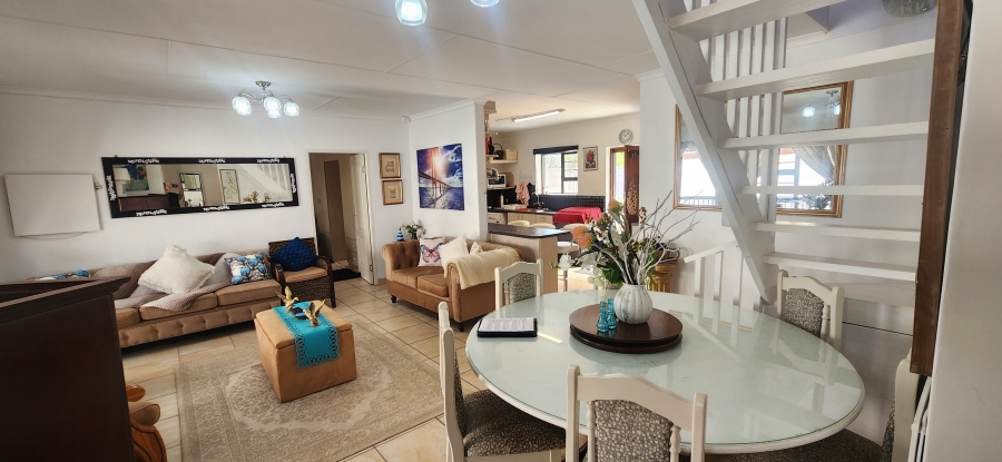 6 Bedroom Property for Sale in Dana Bay Western Cape